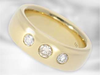 L'anneau d'or, grand et très lourd Mens Bandring avec Brillantbesatz, environ 0,95 ct, solide à la Main L'anneau d'or, grand et très lourd Mens Bandring avec Brillantbesatz, environ 0,95 ct, solide à la Main