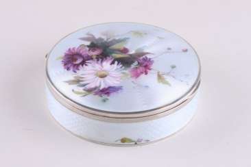 Box with enamel guilloche Box with enamel guilloche