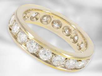 Anneau: classique précieux Memoirering Brillants, un total d'environ 2,5 ct, Or jaune 18 carats Anneau: classique précieux Memoirering Brillants, un total d'environ 2,5 ct, Or jaune 18 carats