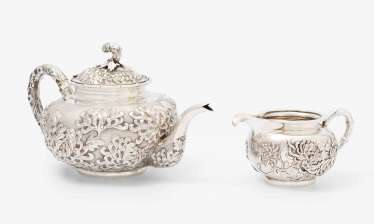 Lot: Teekanne und Cremier Lot: Teekanne und Cremier