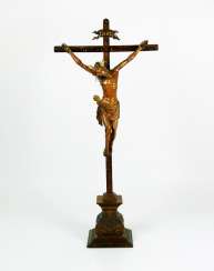 Le christ sur la Croix Le christ sur la Croix