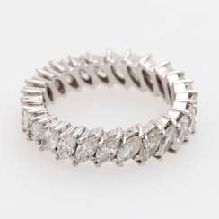 Memoire- Ring rundum mit 25 Diamant- Navettes, Memoire- Ring rundum mit 25 Diamant- Navettes,
