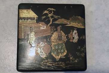 Antique Japanese Bakelite Box Antique Japanese Bakelite Box