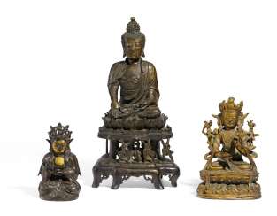 Buddha on a high throne supported by the four world-guardians Buddha on a high throne supported by the four world-guardians
