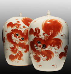Paired vases with dogs of Fo Paired vases with dogs of Fo