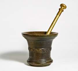 Large mortar with decorative frieze Large mortar with decorative frieze