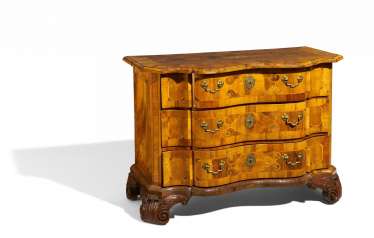 Rococo dresser Rococo dresser