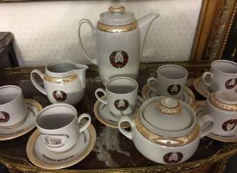Exclusive. Presidential coffee service for 6, XX century. Exclusive. Presidential coffee service for 6, XX century.