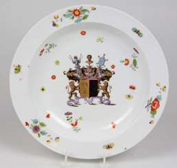 Meissen armorial dish from seydewitzstraße Meissen armorial dish from seydewitzstraße