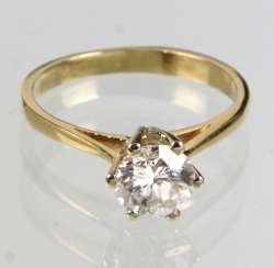 Ring brilliant solitaire 0.92 ct. Yellow gold 585 Ring brilliant solitaire 0.92 ct. Yellow gold 585