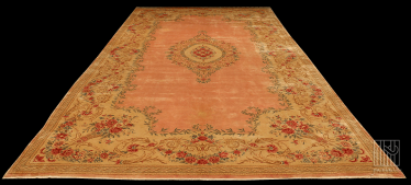Antique Persian rug Antique Persian rug