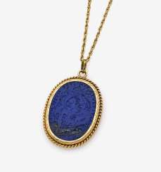 Pendant with lapis lazuli gem Pendant with lapis lazuli gem