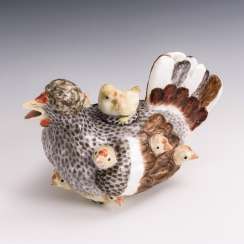Rare hen with chicks as a teapot Rare hen with chicks as a teapot