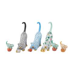 HEREND 6 'game for cats', 20. Century. HEREND 6 'game for cats', 20. Century.