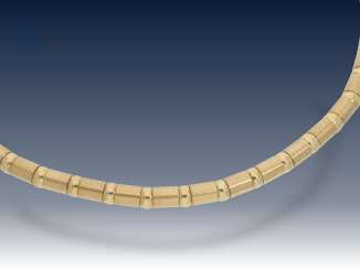 Kette/Collier: modernes, hochwertiges und dekoratives Goldcollier mit interessantem Design Kette/Collier: modernes, hochwertiges und dekoratives Goldcollier mit interessantem Design