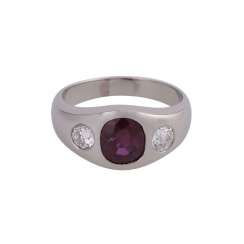 Band ring with 1 ruby and 2 diamonds Band ring with 1 ruby and 2 diamonds