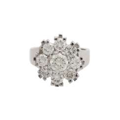 Ring with 9 brilliant-cut diamonds, together approx. 2,1 ct, WHITE-GW/VS, Ring with 9 brilliant-cut diamonds, together approx. 2,1 ct, WHITE-GW/VS,