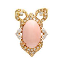 Pendant with 1 angel skin coral surrounded by diamonds Pendant with 1 angel skin coral surrounded by diamonds