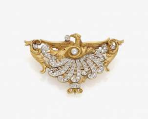 HISTORICAL BROOCH DECORATED WITH DIAMOND ROSES . USA, around 1900 HISTORICAL BROOCH DECORATED WITH DIAMOND ROSES . USA, around 1900