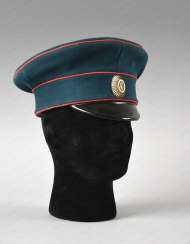 CAP OFFICER OF the REGIMENT OF RIFLEMEN CAP OFFICER OF the REGIMENT OF RIFLEMEN