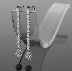 Pair Of Brilliant Earrings Pair Of Brilliant Earrings