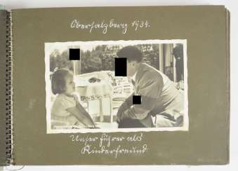Photo album of a SS-Sturmbannführer and Crime assistant, Ernst Zaske RFSS. Photo album of a SS-Sturmbannführer and Crime assistant, Ernst Zaske RFSS.