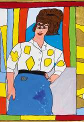 Frau in weißer Bluse mit gelbem Muster Frau in weißer Bluse mit gelbem Muster