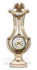 EINE FRANZÖSISCHE ORMOLU MONTIERT WEIßEM MARMOR LEIER UHR EINE FRANZÖSISCHE ORMOLU MONTIERT WEIßEM MARMOR LEIER UHR
