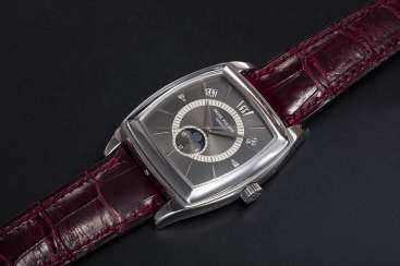 PATEK PHILIPPE, REF. 5135P GONDOLO, A PLATINUM ANNUAL CALENDAR WITH MOON-PHASE PATEK PHILIPPE, REF. 5135P GONDOLO, A PLATINUM ANNUAL CALENDAR WITH MOON-PHASE