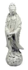'Blanc de Chine'figure of Guanyin on a shaft socket 'Blanc de Chine'figure of Guanyin on a shaft socket