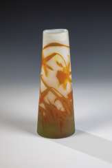 Vase with daffodils Vase with daffodils