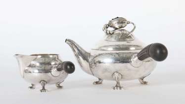 Teekanne & Sahnegießer ''Magnolia'' Georg Jensen Teekanne & Sahnegießer ''Magnolia'' Georg Jensen