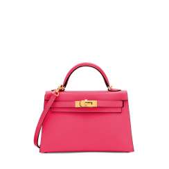 A ROSE LIPSTICK CHÈVRE LEATHER MINI KELLY 20 II WITH GOLD HARDWARE A ROSE LIPSTICK CHÈVRE LEATHER MINI KELLY 20 II WITH GOLD HARDWARE