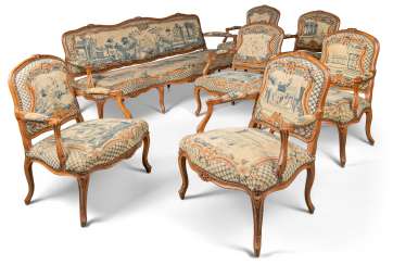 A SET OF LOUIS XV WALNUT SEAT FURNITURE A SET OF LOUIS XV WALNUT SEAT FURNITURE