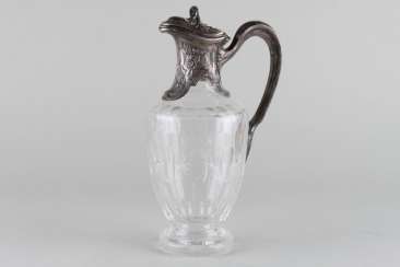 A decanter. France, 1897-1912 years. A decanter. France, 1897-1912 years.