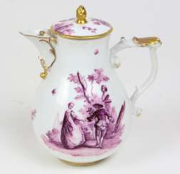 Meissen Rococo jug purple to 1745 Meissen Rococo jug purple to 1745