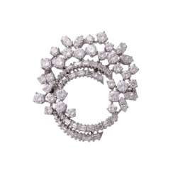 Fine jewel brooch set with diamonds, together approx 6.1 ct Fine jewel brooch set with diamonds, together approx 6.1 ct