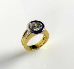 Solitaire-Brilliant Ring Solitaire-Brilliant Ring