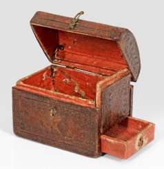 Small box with a secret compartment Small box with a secret compartment