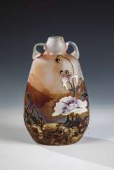 Zierhenkel vase with poppy Zierhenkel vase with poppy