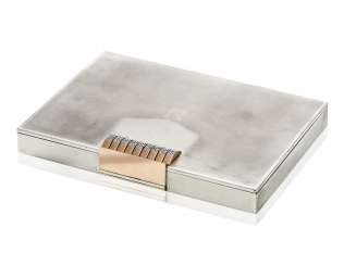 VAN CLEEF & ARPELS STYPTOR, DIAMANT-UND GOLD-MINAUDIERE VAN CLEEF & ARPELS STYPTOR, DIAMANT-UND GOLD-MINAUDIERE