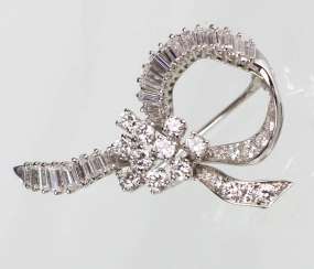 Design Diamant Brosche Weissgold 750 Design Diamant Brosche Weissgold 750