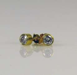 Pair Of Brilliant Stud Earrings Pair Of Brilliant Stud Earrings