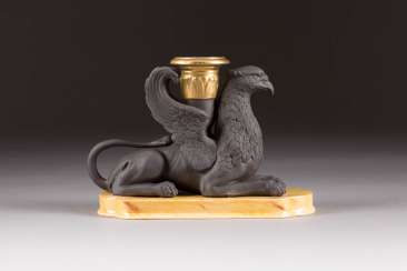 RARE CANDLESTICK IN THE FORM OF A GRAB RARE CANDLESTICK IN THE FORM OF A GRAB