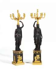 Paire de grands Candélabres Aux Victoires de Style Empire Paire de grands Candélabres Aux Victoires de Style Empire