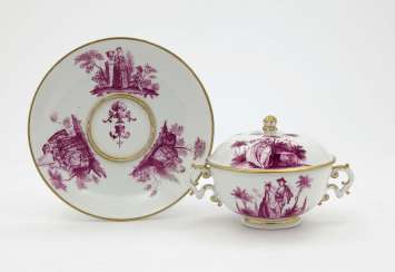 Small lid tureen and under tray Small lid tureen and under tray