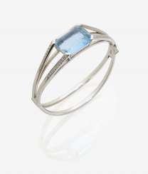 BANGLE WITH AQUAMARINE AND DIAMONDS BANGLE WITH AQUAMARINE AND DIAMONDS