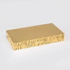 Extraordinary gold-plated casket of jewelry master Extraordinary gold-plated casket of jewelry master