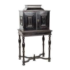 AUGSBURGER KABINETTSCHRANK AUGSBURGER KABINETTSCHRANK