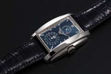PATEK PHILIPPE REF. 5200G, WHITE GOLD GONDOLO WRISTWATCH PATEK PHILIPPE REF. 5200G, WHITE GOLD GONDOLO WRISTWATCH